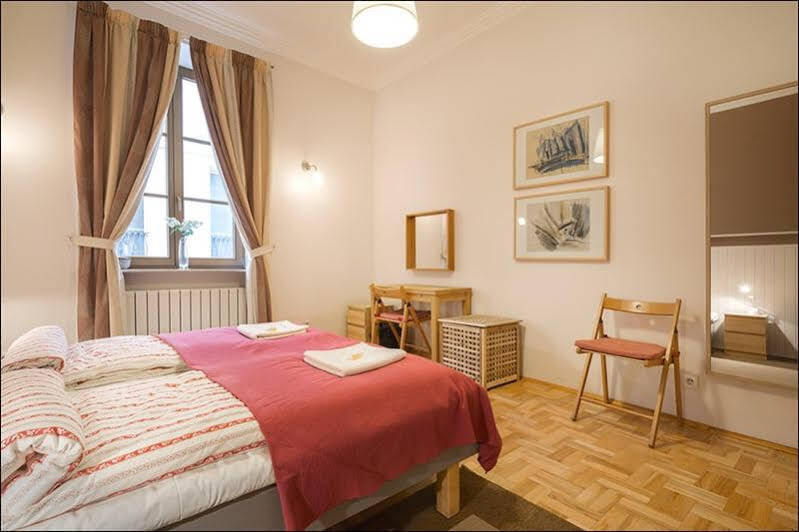 P&O Podwale Apartments ワルシャワ エクステリア 写真